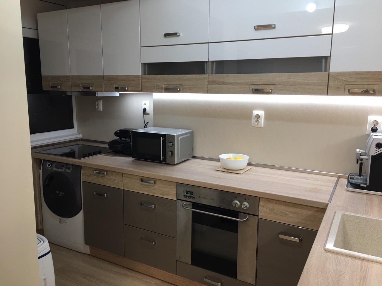 Модулна кухня MDF – бял гланц, MDF, капучино гланц, MDF дъб сонома